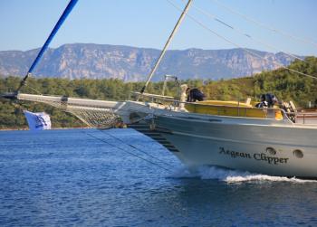 Aegean Clipper 